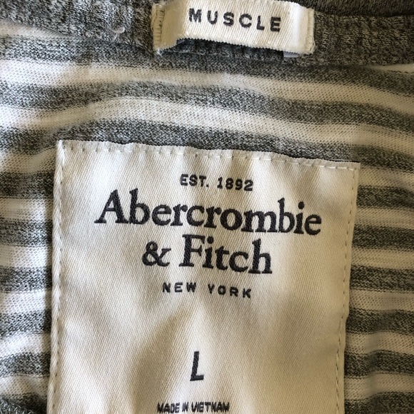 ABERCROMBIE & FITCH MUSCLE HENLEY - Picture 5 of 8